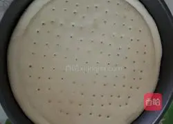 Illustration of how to make homemade pizza 3