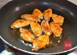 Orleans Garlic Chicken Wings Recipe Illustration 5