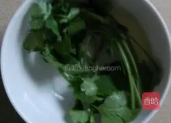 Illustration of how to make braised chicken wings with black mushrooms 3