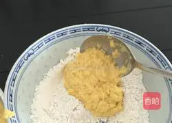 Illustration of how to make golden corn cake 5