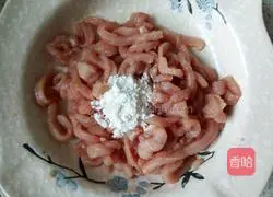 Illustration of how to make shredded pork with Jia Chang Jing sauce 7