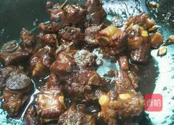 Illustration of how to make sweet and sour short ribs 10