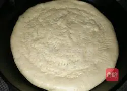 Illustration of how to make bacon pizza 4