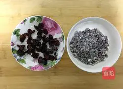 Cranberry Chiffon Cake Recipe Illustration 2