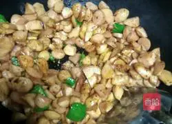 Illustration of how to stir-fry kimchi 6