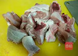 Illustration of how to braised chicken legs with carrots and potatoes 2