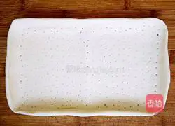 Illustration of how to make shrimp pizza 2