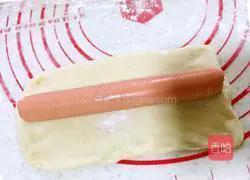Illustration of how to make ham bread 3