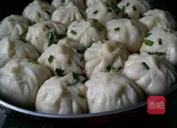  Illustration of how to make pan-fried pork buns 7