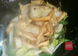 Illustration of home-cooked vegetables and tofu 9