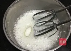 Illustration of how to make original cake roll 4