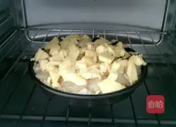 Illustration of how to make bacon cheese baked rice.8