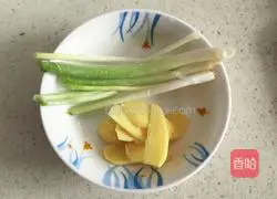 Illustration of how to make braised chicken with butter 5