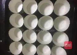 Illustration of how to make clear water cup cake 2