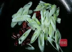 Illustration of how to cook mutton with yellow cabbage and vinegar 8