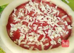 Illustration of how to make bacon, ham and mixed vegetable pizza 7