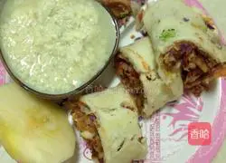 Illustration of how to make pizza rolls 7