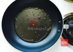 Strawberry Toast Roll Recipe Illustration 8