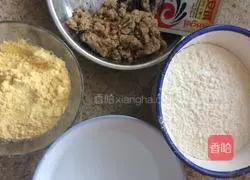 Walnut and sesame candy Illustration of making sugar triangle 1