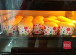 Illustration of how to make cup chiffon cake 15