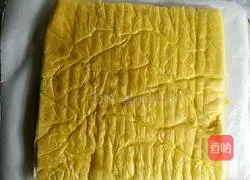 Illustration of how to make sea salt, chive and meat floss cake rolls 15