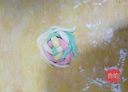 Illustration of how to make colorful vegetable steamed buns 6