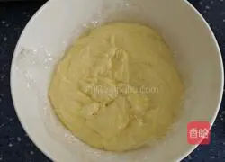 Yoghurt bursts into pulp Illustration of making milk bread 5