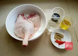 Illustration of how to make three cups of duck in rice cooker 1