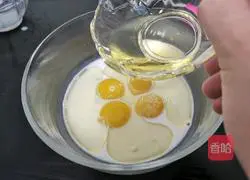 Illustration of how to make strawberry rolls 6