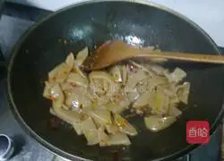 Illustration of how to make fried konjac with kimchi 5