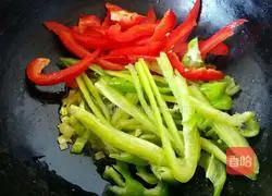 Illustration of how to make fried potatoes 10