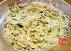 Illustration of how to make potato shredded cake 7