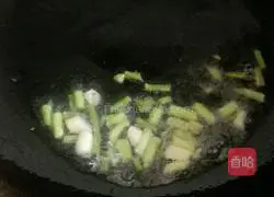 Illustration of how to make fried rice noodles 5