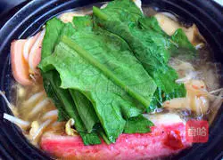 How to make Yunnan Cross-Bridge Rice Noodles Illustration 7