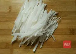 White radish Illustration of how to make meatball soup 4