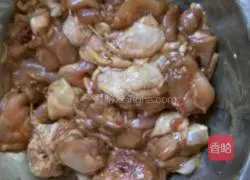 Illustration of home-style spicy chicken 2