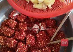 Illustration of making spicy mold tofu 4