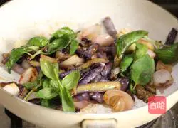 Illustration of how to cook eggplant with Thai sauce 10