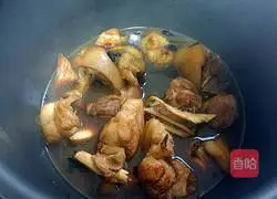 Illustration of how to make rock sugar elbows 13