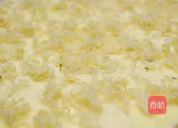 Illustration of how to make seaweed cake rolls 8