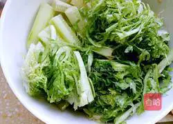 Illustration of how to make vegetable salad 4