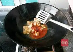 Illustration of how to make large plate of fried chicken slices 14