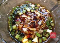 Illustration of how to make Shanghai white chopped chicken 3