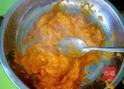 Illustration of how to make red dates and pumpkin toast 2