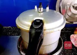 Illustration of how to make Dongpo elbow to attract wealth 19