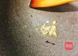 Illustration of how to make fried shredded eel with wild rice 14