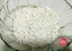 Illustration of how to make pearl meatballs 5