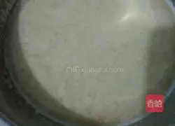 Illustration of making buckwheat cakes with electric pan 2