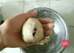 Illustration of how to make red date glutinous rice cake 5