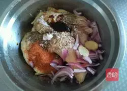 New Orleans style roasted whole chicken legs illustration 4